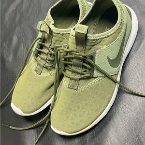 Nike Olive Green Low-Top Slip-On Sneakers with White Soles